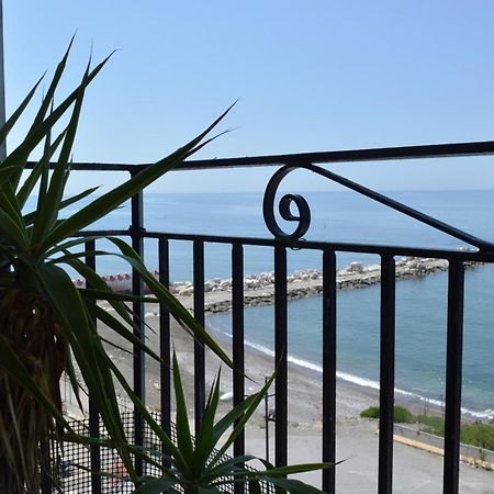 B&B Fronte Del Mare Σαλέρνο Εξωτερικό φωτογραφία