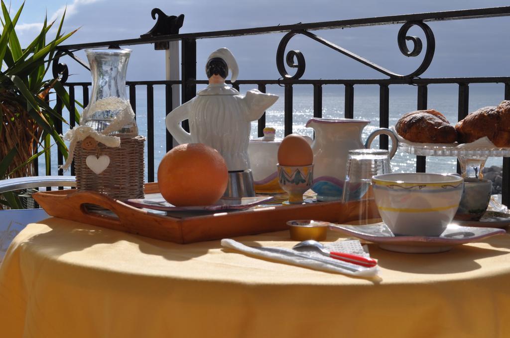 B&B Fronte Del Mare Σαλέρνο Εξωτερικό φωτογραφία