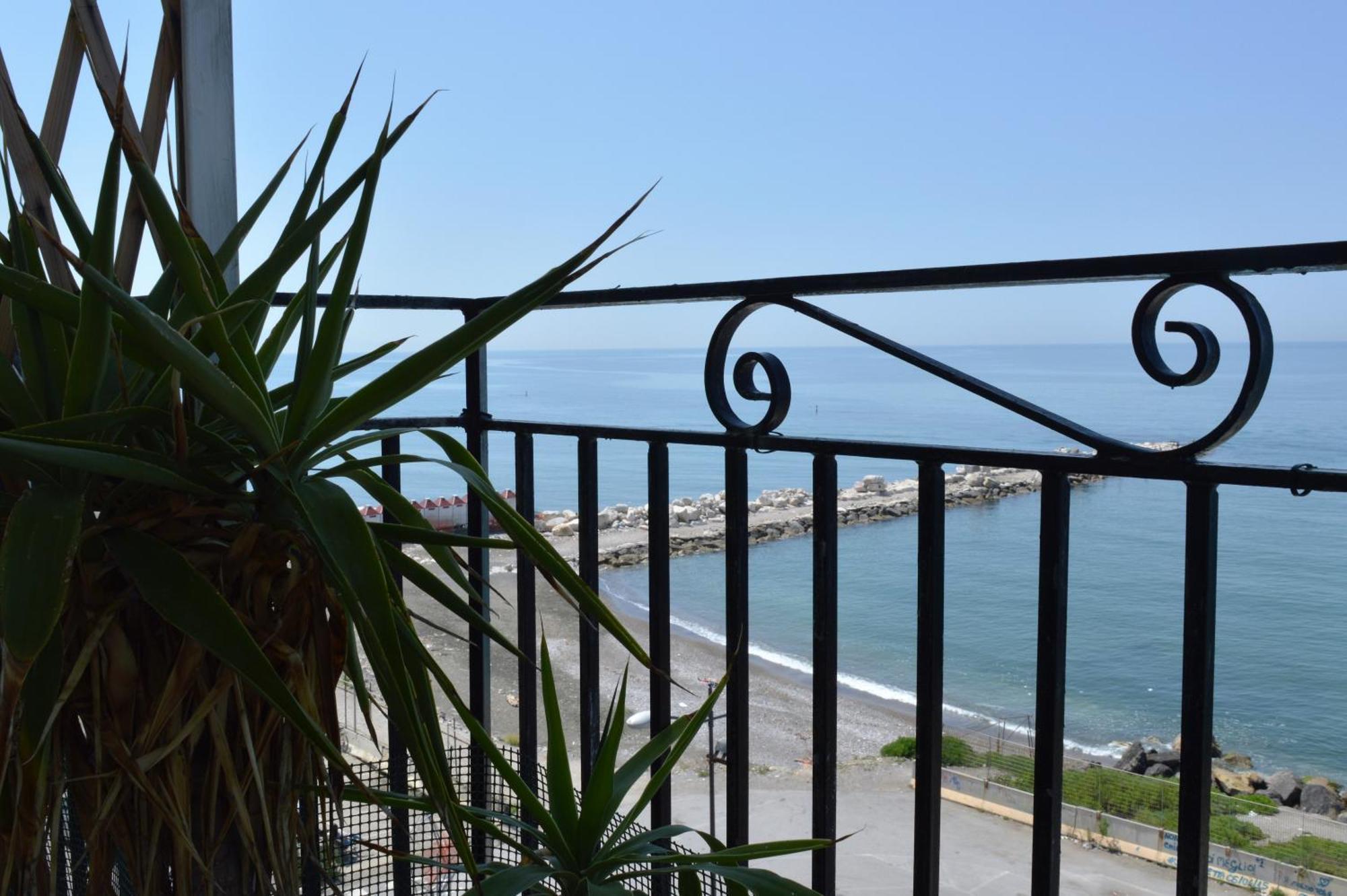 B&B Fronte Del Mare Σαλέρνο Εξωτερικό φωτογραφία